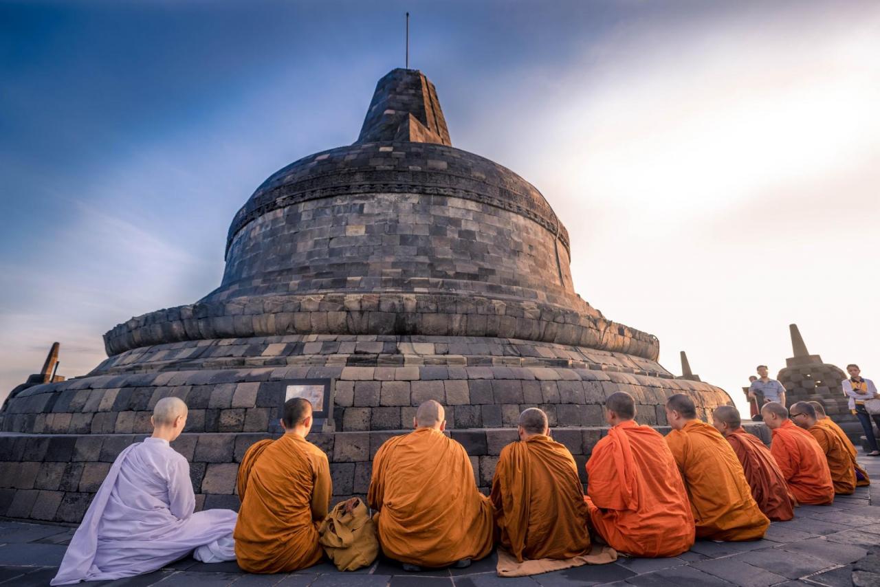 婆罗浮屠在哪个城市？婆罗浮屠门票多少钱？尼泊尔最著名的景点婆罗浮屠门的传说告诉你